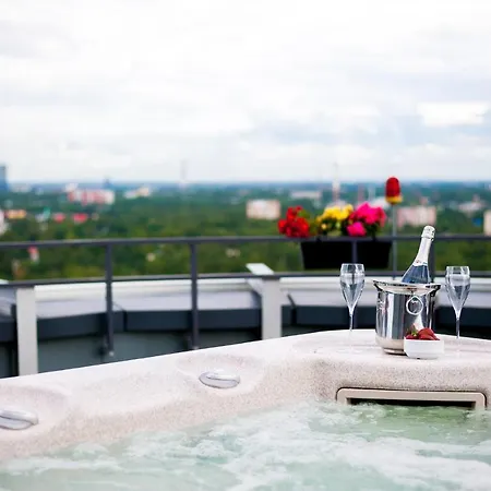 Skyhouse Amazing Penthouse And